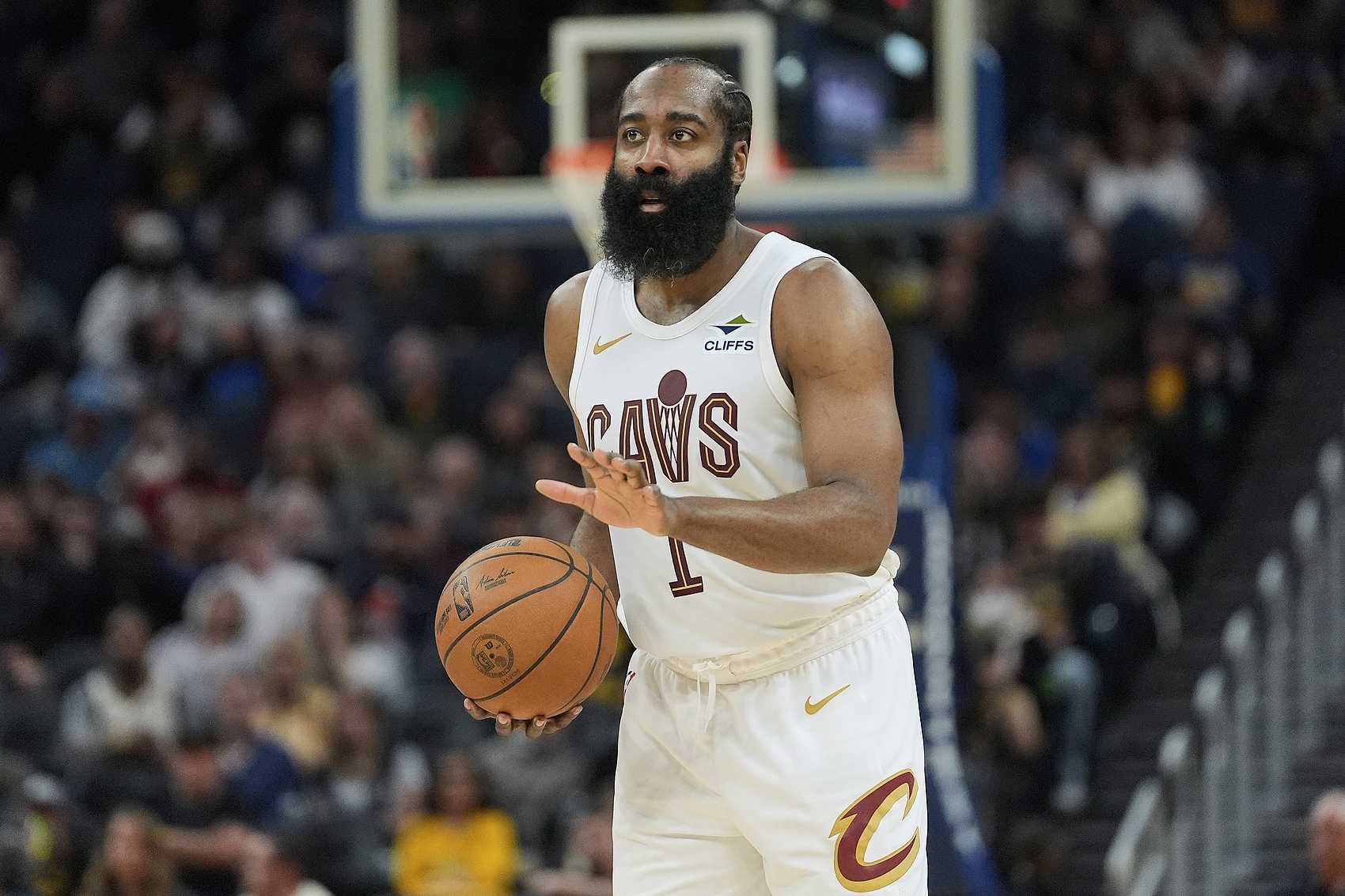 开云入口-骑士客战灰熊 哈登&amp;米切尔&amp;斯特鲁斯&amp;托布&amp;韦德&amp;泰森缺席比赛